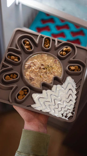 Messy Mutts Framed Spill Resistant Silicone Multi Surface Lick Mat