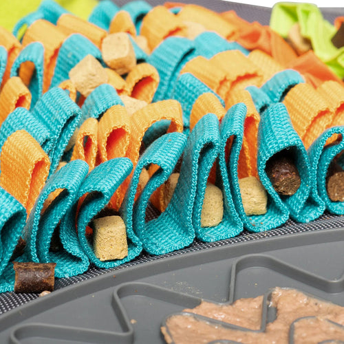 Messy Mutts Square Forage/Snuffle Mat plus Lick Mat, 16 x 16